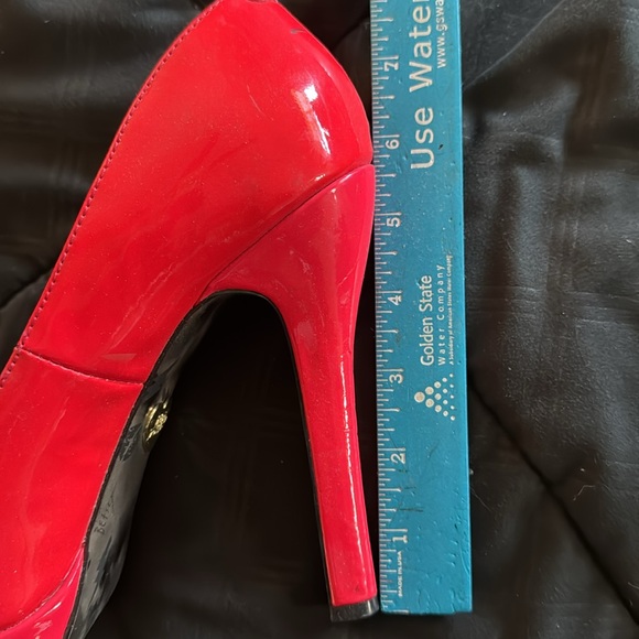 Betsy Johnson heels. - Picture 6 of 6